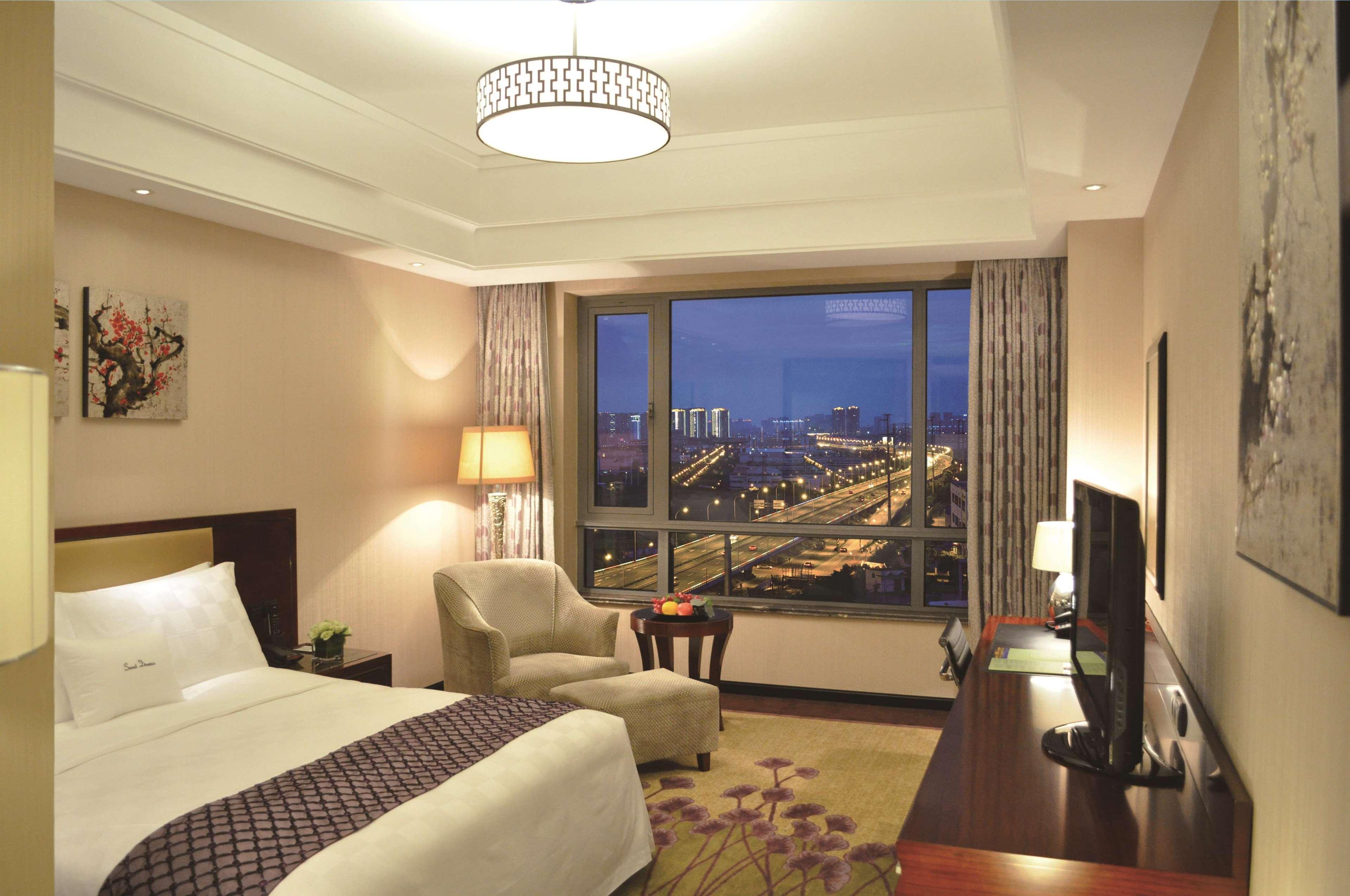 Hotel Doubletree By Hilton Wuxi Wuxi  Camera foto